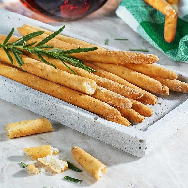 Ručně vyráběné Grissini s rozmarýnem