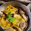 Velké ravioli s hříbky